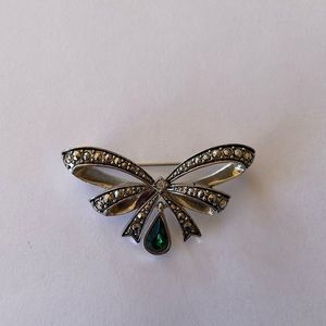 Vintage Avon Bow Butterfly Brooch Pin